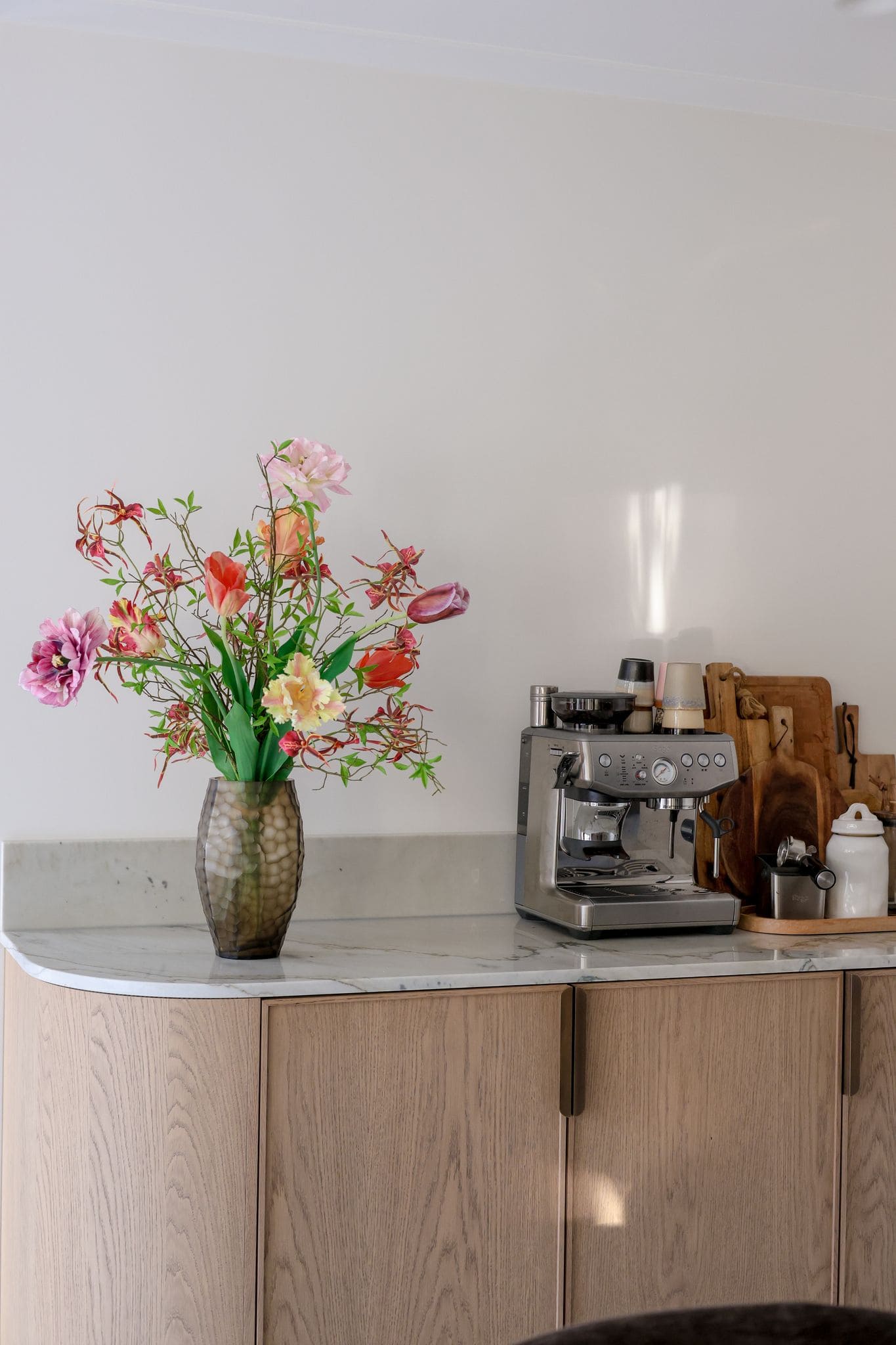Boeketten als statement piece: zo maak je jouw interieur compleet